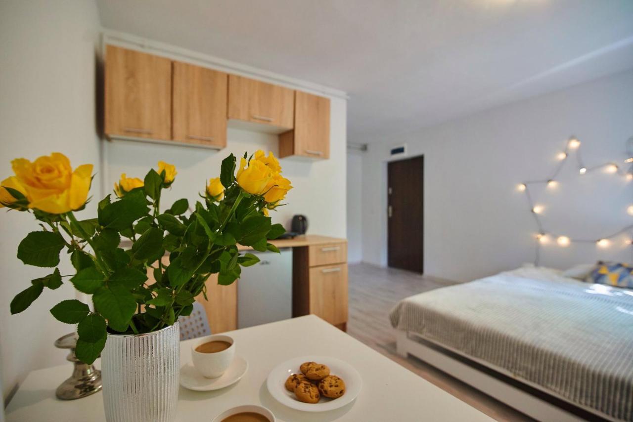 Regem Apartments Plonska Варшава Екстер'єр фото