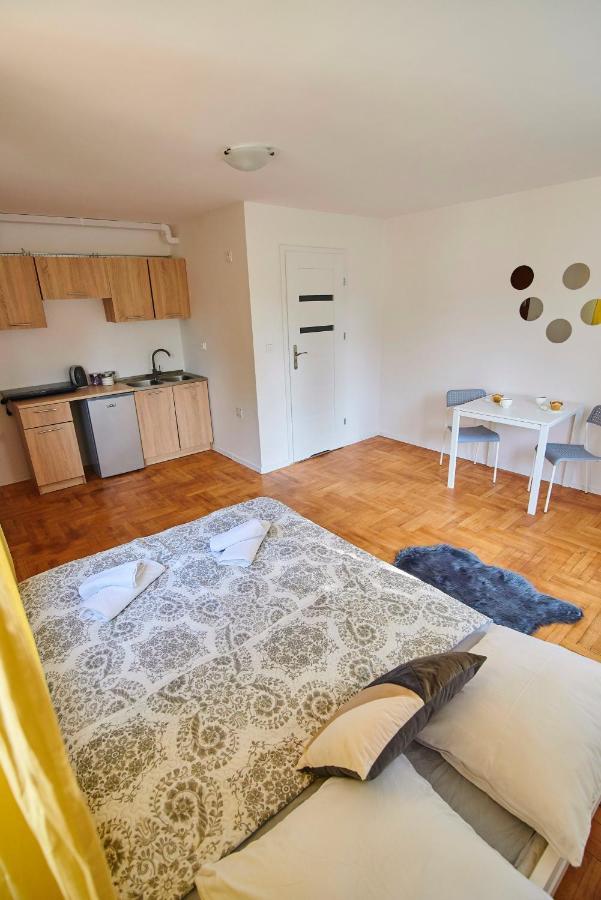 Regem Apartments Plonska Варшава Екстер'єр фото